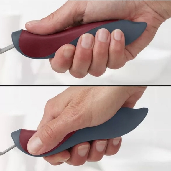 TRUDEAU 2-in-1 Pastry Wheel - Picture 3 of 3